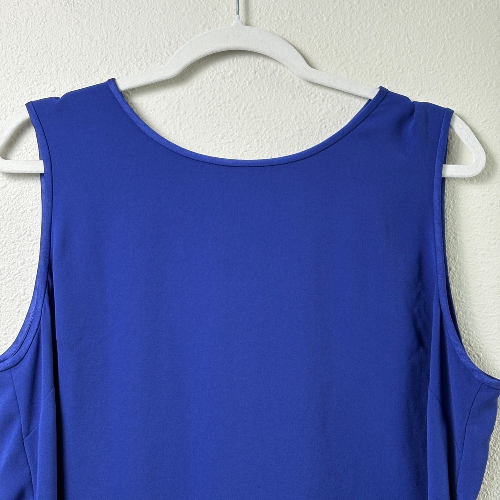 St John Sleeveless Top Womens L Blue Keyhole Back Triacetate Crepe - Picture 2 of 9